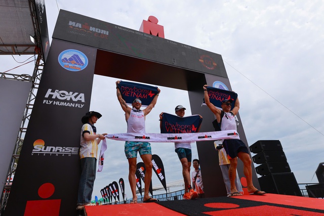 Giải IRONMAN 70.3 Đà Nẵng ghi dấu cột mốc 10 năm khẳng định vị thế là địa điểm thi đấu đẳng cấp quốc tế- Ảnh 4. Giải IRONMAN 70.3 Đà Nẵng ghi dấu cột mốc 10 năm khẳng định vị thế là địa điểm thi đấu đẳng cấp quốc tế- Ảnh 4.