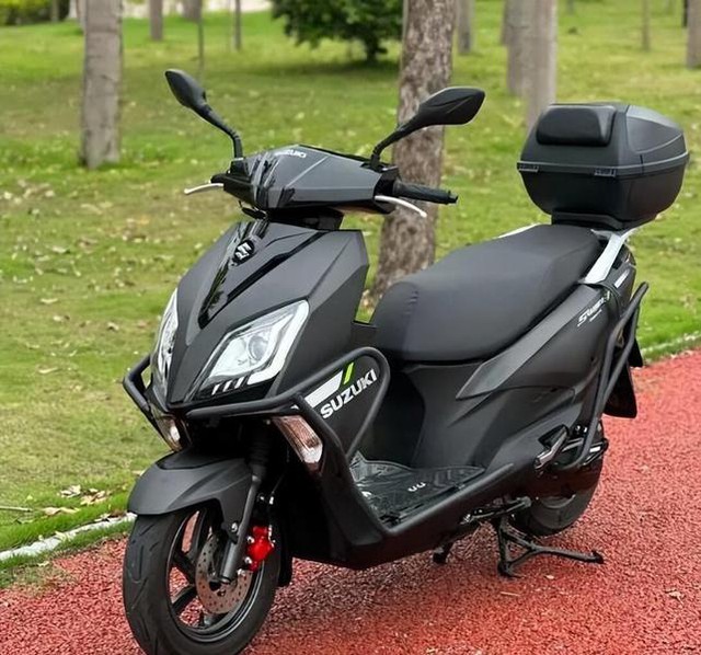 Chiếc xe tay ga không ABS của nhà Suzuki khiến thị trường Trung Quốc 'náo loạn': Người dùng nóng ruột, hãng vẫn im lặng!- Ảnh 3.