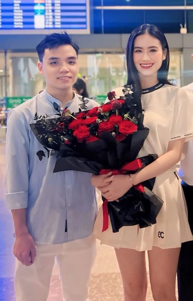 Động thái của bạn trai Hoa hậu Ý Nhi giữa nghi vấn đã "đường ai nấy đi"- Ảnh 1. Động thái của bạn trai Hoa hậu Ý Nhi giữa nghi vấn đã "đường ai nấy đi"- Ảnh 1.