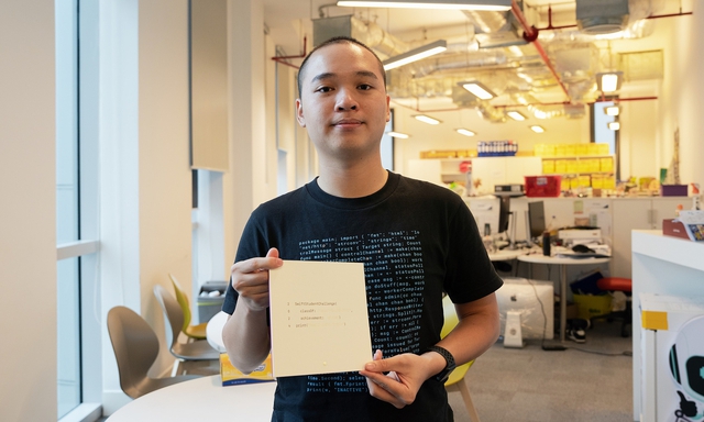 Đây là 4 tài năng trẻ thắng giải cuộc thi lập trình dành cho học sinh - sinh viên do Apple tổ chức, sẽ được tham dự sự kiện lớn sắp diễn ra tại Apple Park- Ảnh 1. Đây là 4 tài năng trẻ thắng giải cuộc thi lập trình dành cho học sinh - sinh viên do Apple tổ chức, sẽ được tham dự sự kiện lớn sắp diễn ra tại Apple Park- Ảnh 1.