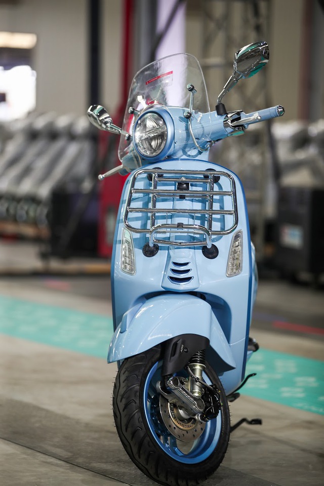 Cận cảnh Vespa Primavera & Sprint 2025 mới ra mắt tại Việt Nam: Điểm chạm của di sản và công nghệ, giá từ 84-104 triệu đồng - Ảnh 8. Cận cảnh Vespa Primavera & Sprint 2025 mới ra mắt tại Việt Nam: Điểm chạm của di sản và công nghệ, giá từ 84-104 triệu đồng - Ảnh 8.