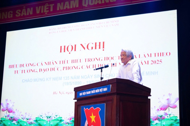 Hội nghị tuyên dương điển hình tiêu biểu trong học tập và làm theo tư tưởng, đạo đức, phong cách Hồ Chí Minh- Ảnh 5. Hội nghị tuyên dương điển hình tiêu biểu trong học tập và làm theo tư tưởng, đạo đức, phong cách Hồ Chí Minh- Ảnh 5.