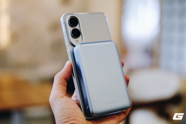 Trên tay ốp lưng trong suốt chính hãng Samsung cho Galaxy S25 Edge: Điện thoại mỏng 5.8mm thì ốp lưng có gì đặc biệt?- Ảnh 13. Trên tay ốp lưng trong suốt chính hãng Samsung cho Galaxy S25 Edge: Điện thoại mỏng 5.8mm thì ốp lưng có gì đặc biệt?- Ảnh 13.
