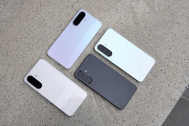Samsung quay trở lại dẫn đầu thị trường smartphone Đông Nam Á: Nhờ dòng máy này tăng trưởng tới 47%- Ảnh 3. Samsung quay trở lại dẫn đầu thị trường smartphone Đông Nam Á: Nhờ dòng máy này tăng trưởng tới 47%- Ảnh 3.