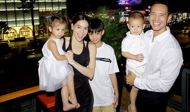 Cuộc sống viên mãn của nam diễn viên Việt nổi tiếng với vợ qua một đời chồng, có con riêng- Ảnh 1. Cuộc sống viên mãn của nam diễn viên Việt nổi tiếng với vợ qua một đời chồng, có con riêng- Ảnh 1.