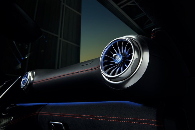 Huyền thoại AMG SL 63 trở lại: Sức mạnh 816 m&atilde; lực, chỉ c&oacute; 2 chiếc ở Việt Nam, gi&aacute; hơn 12 tỷ - Ảnh 8.