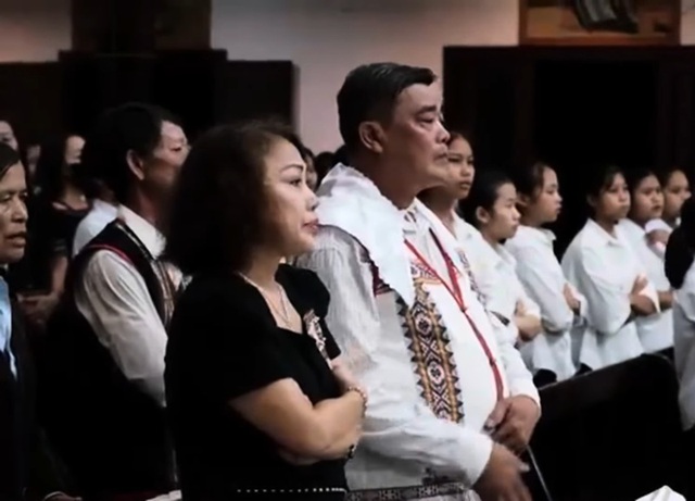 Siu Black: "Tôi muốn li dị ngay, không chấp nhận chồng mình đi với người khác"- Ảnh 2. Siu Black: "Tôi muốn li dị ngay, không chấp nhận chồng mình đi với người khác"- Ảnh 2.