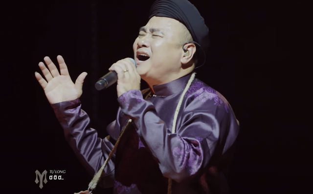 Soi kĩ sân khấu khiến NSND Tự Long bức xúc vì “bị phốt” hát live, 1 giây sơ hở không cản được sức hút của tiết mục hot nhất show Chông Gai- Ảnh 3. Soi kĩ sân khấu khiến NSND Tự Long bức xúc vì “bị phốt” hát live, 1 giây sơ hở không cản được sức hút của tiết mục hot nhất show Chông Gai- Ảnh 3.