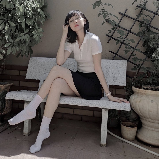 Mùa hè là phải mặc đồ trắng, muốn sành điệu với kiểu trang phục này thì tham khảo Hải Tú- Ảnh 9. Mùa hè là phải mặc đồ trắng, muốn sành điệu với kiểu trang phục này thì tham khảo Hải Tú- Ảnh 9.