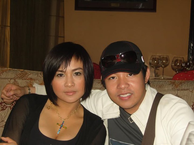 Quang Lê ra Hà Nội bơ vơ, được một nữ NSND quyền lực dẫn đi chơi- Ảnh 1. Quang Lê ra Hà Nội bơ vơ, được một nữ hi88.com quyền lực dẫn đi chơi- Ảnh 1.