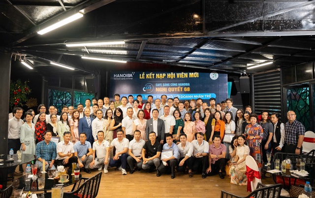 Chụp ảnh lưu niệm tại chương trình Chụp ảnh lưu niệm tại chương trình