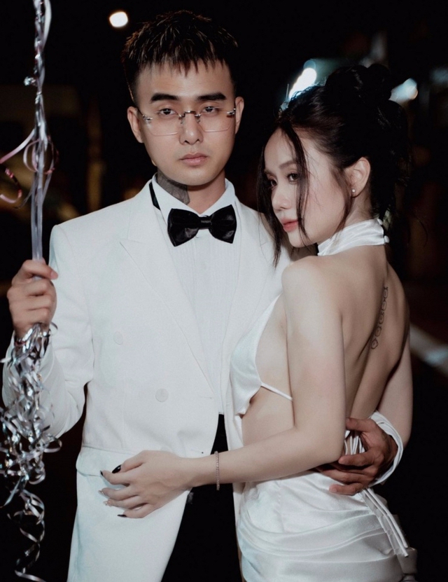 Nam ca sĩ nổi tiếng đăng loạt ảnh thương 2 con riêng của bạn gái lỡ một lần đò như con ruột- Ảnh 5. Nam ca sĩ nổi tiếng đăng loạt ảnh thương 2 con riêng của bạn gái lỡ một lần đò như con ruột- Ảnh 5.