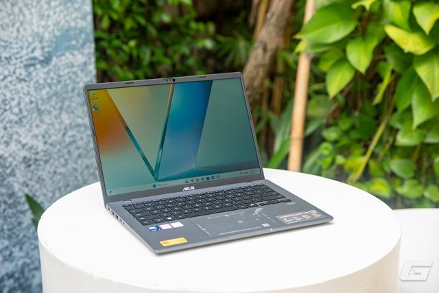 Cận cảnh ASUS Vivobook S14/S16 mới: Mỏng nhẹ cao cấp hơn, hiệu năng được tăng cường, giá từ hấp dẫn- Ảnh 6. Cận cảnh hi88.con mới: Mỏng nhẹ cao cấp hơn, hiệu năng được tăng cường, giá từ hấp dẫn- Ảnh 6.