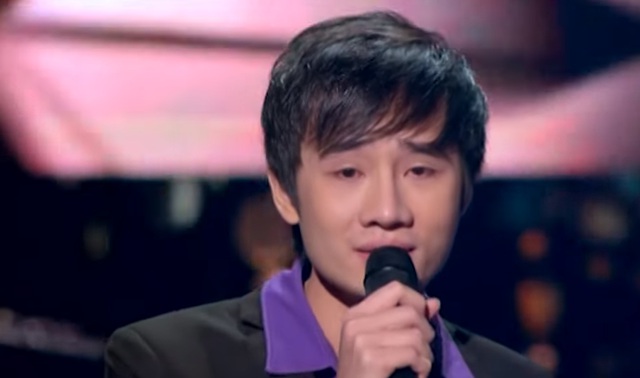 Nam ca sĩ sang Mỹ làm bảo vệ: "Gọi cho mẹ xong, tôi cúp máy bật khóc"- Ảnh 1. Nam ca sĩ sang Mỹ làm bảo vệ: "Gọi cho mẹ xong, tôi cúp máy bật khóc"- Ảnh 1.
