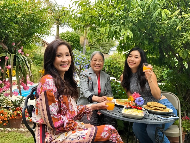 Hồng Đào bị một đồng nghiệp nói: "Chị xong rồi"- Ảnh 2. Hồng Đào bị một đồng nghiệp nói: "Chị xong rồi"- Ảnh 2.