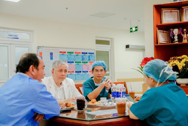 Bệnh viện Singapore gửi gắm hy vọng sang Thành phố Hồ Chí Minh – Trái tim thai nhi được cứu sống- Ảnh 3. Bệnh viện Singapore gửi gắm hy vọng sang Thành phố Hồ Chí Minh – Trái tim thai nhi được cứu sống- Ảnh 3.
