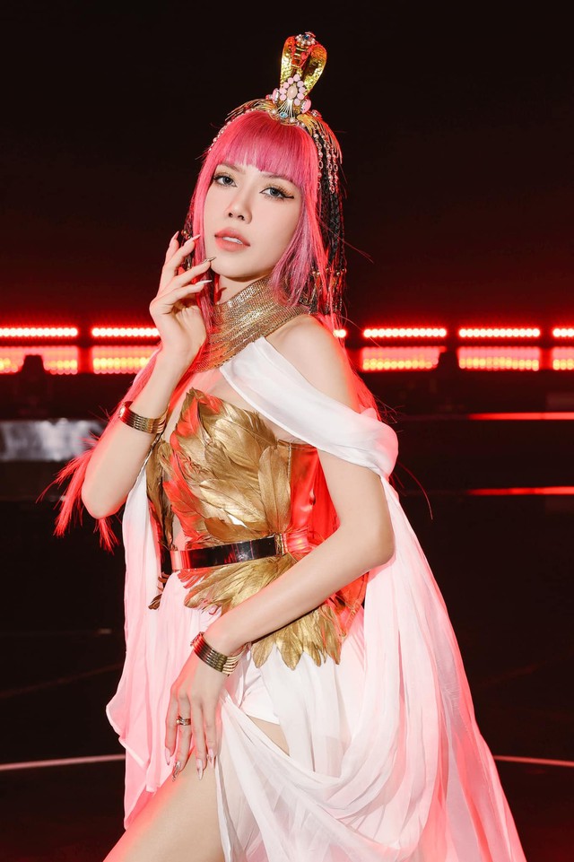 Nữ ca sĩ tài sắc vẹn toàn lên ngôi Quán quân Chị Đẹp, có ông là nhà ngoại giao từng tham gia đàm phán Hiệp Định Paris- Ảnh 7.