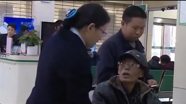 Gửi tiết kiệm gần 70 tỷ, 5 năm sau chỉ còn hơn 100 nghìn đồng: Ngân hàng từ chối trách nhiệm, người đàn ông sốc nặng khi biết nguyên do- Ảnh 1. Gửi tiết kiệm gần 70 tỷ, 5 năm sau chỉ còn hơn 100 nghìn đồng: Ngân hàng từ chối trách nhiệm, người đàn ông sốc nặng khi biết nguyên do- Ảnh 1.