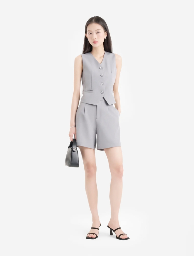 Vì sao mùa hè này bạn nên cân nhắc trước khi mặc quần short ra đường? So sánh 3 kiểu trang phục sẽ khiến bạn thay đổi suy nghĩ- Ảnh 12. Vì sao mùa hè này bạn nên cân nhắc trước khi mặc quần hi88.com lừa đảo đường? So sánh 3 kiểu trang phục sẽ khiến bạn thay đổi suy nghĩ- Ảnh 12.