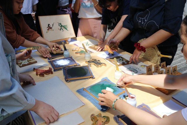 tranh-dong-ho-17485766197242026860000.jpg