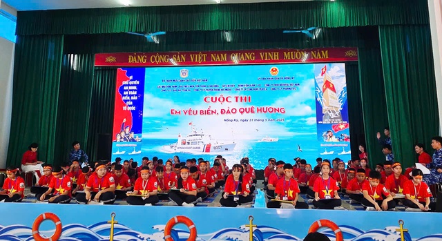 Giáo dục ý thức bảo vệ chủ quyền biển, đảo cho các em học sinh- Ảnh 3. Giáo dục ý thức bảo vệ chủ quyền biển, đảo cho các em học sinh- Ảnh 3.