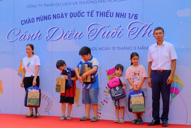 Cánh Diều Tuổi Thơ: Hành trình khơi gợi ký ức và chắp cánh ước mơ- Ảnh 7. Cánh Diều Tuổi Thơ: Hành trình khơi gợi ký ức và chắp cánh ước mơ- Ảnh 7.