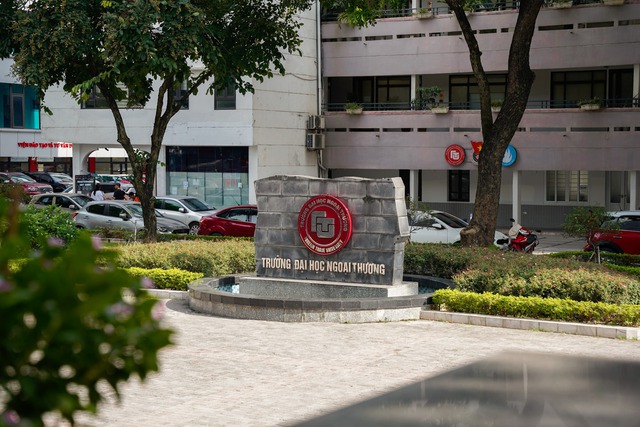 Cuộc "phím chiến" đang rần rần khắp Threads, Facebook: Nên học Kinh tế tại NEU hay FTU?- Ảnh 5. Cuộc "phím chiến" đang rần rần khắp Threads, Facebook: Nên học Kinh tế tại NEU hay FTU?- Ảnh 5.