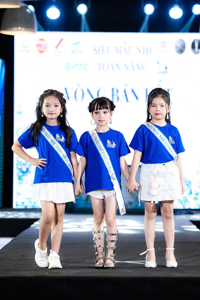 Những gương mặt Nhân ái xuất sắc của Cuộc thi Siêu mẫu nhí Toàn Năng 2025- Ảnh 1. Những gương mặt Nhân ái xuất sắc của Cuộc thi Siêu mẫu nhí Toàn Năng 2025- Ảnh 1.