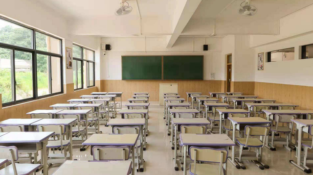 Họp lớp năm thứ 5 sau khi ra trường, người thành công, kẻ thất nghiệp: Hóa ra có 1 thứ trường học không dạy, nhưng quyết định tất cả- Ảnh 1. Họp lớp năm thứ 5 sau khi ra trường, người thành công, kẻ thất nghiệp: Hóa ra có 1 thứ trường học không dạy, nhưng quyết định tất cả- Ảnh 1.