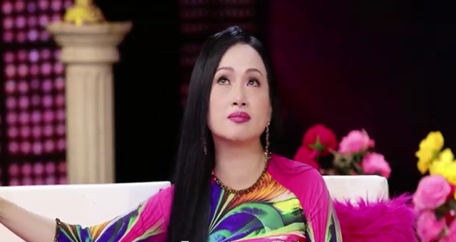 Nữ ca sĩ lấy chồng tỷ phú Mỹ: Về nước bật khóc làm một việc- Ảnh 2. Nữ ca sĩ lấy chồng tỷ phú Mỹ: Về nước bật khóc làm một việc- Ảnh 2.