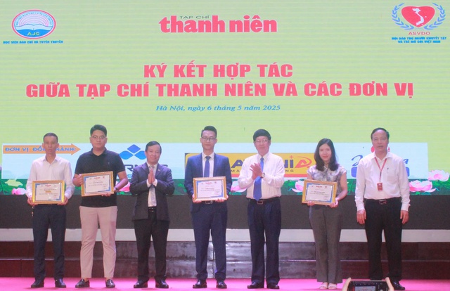 Phát động Cuộc thi viết “Vượt lên số phận” lần thứ VIII- Ảnh 13. Phát động Cuộc thi viết “Vượt lên số phận” lần thứ VIII- Ảnh 13.