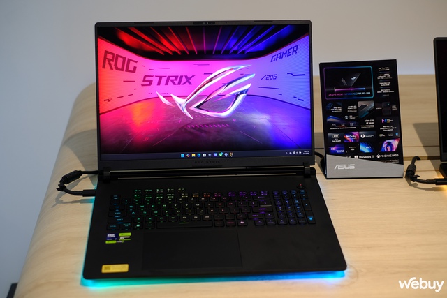 Cận cảnh loạt laptop gaming ASUS ROG sử dụng GPU RTX 50 Series vừa ra mắt tại Việt Nam: Giá lên tới hơn 140 triệu đồng- Ảnh 1. Cận cảnh loạt laptop gaming ASUS ROG sử dụng GPU RTX 50 Series vừa ra mắt tại Việt Nam: Giá lên tới hơn 140 triệu đồng- Ảnh 1.