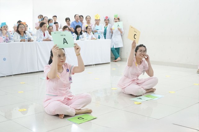 Sôi động Hội thi “Rung chuông vàng” tại Bệnh viện Phụ sản MêKông: Tri ân những người chăm sóc thầm lặng- Ảnh 1. Sôi động Hội thi “Rung chuông vàng” tại Bệnh viện Phụ sản MêKông: Tri ân những người chăm sóc thầm lặng- Ảnh 1.
