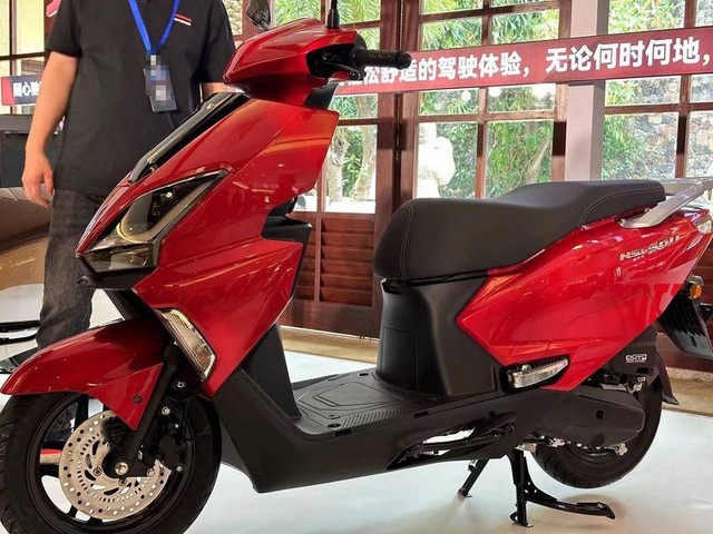 Honda 'âm thầm' ra mắt mẫu xe tay ga cao cấp, giá dự kiến dưới 40 triệu đồng- Ảnh 5. Honda 'âm thầm' ra mắt mẫu xe tay ga cao cấp, giá dự kiến dưới 40 triệu đồng- Ảnh 5.