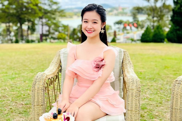 Mỹ nhân "cạnh tranh" Hoa hậu với Lọ Lem nhà Quyền Linh có quyết định bất ngờ về học hành: Ai nấy khen "trưởng thành quá"- Ảnh 1.