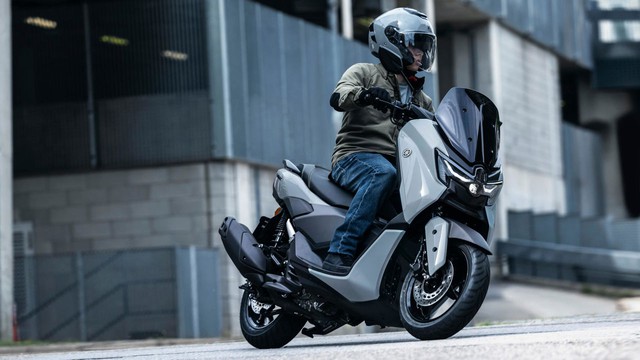 Chiếc xe tay ga tưởng chừng bình thường của nhà Yamaha nay lại vừa giành giải thiết kế danh giá nhất thế giới- Ảnh 2. Chiếc xe tay ga tưởng chừng bình thường của nhà Yamaha nay lại vừa giành giải thiết kế danh giá nhất thế giới- Ảnh 2.