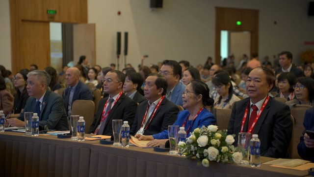 Bệnh viện Từ Dũ vinh dự đón nhận Chứng nhận Trung tâm Can thiệp bào thai chuẩn châu Âu đầu tiên tại Việt Nam- Ảnh 4. Bệnh viện Từ Dũ vinh dự đón nhận Chứng nhận Trung tâm Can thiệp bào thai chuẩn châu Âu đầu tiên tại Việt Nam- Ảnh 4.