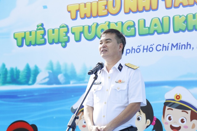 Thượng tá Đoàn Văn Uẩn, Phó Chủ nhiệm Chính trị Tổng công ty phát biểu chúc mừng. Thượng tá Đoàn Văn Uẩn, Phó Chủ nhiệm Chính trị Tổng công ty phát biểu chúc mừng.