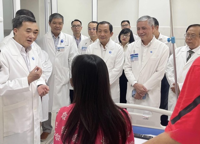 Bộ Y tế chỉ đạo hoàn thiện thủ tục để chính thức triển khai kỹ thuật thông tim bào thai tại Việt Nam- Ảnh 2. Bộ Y tế chỉ đạo hoàn thiện thủ tục để chính thức triển khai kỹ thuật thông tim bào thai tại Việt Nam- Ảnh 2.