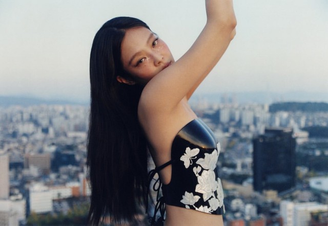 Jennie xác nhận mối quan hệ ngay khi mỹ nam đẹp nhất BTS vừa xuất ngũ?- Ảnh 2.