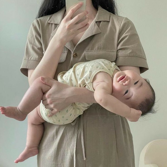 Từ 1 em bé tươi tắn rạng ngời, con bỗng trở nên BÁM MẸ không rời: Mẹ đừng giận, con không hư… con chỉ đang lớn thôi!- Ảnh 3. Từ 1 em bé tươi tắn rạng ngời, hi88.com lừa đảo bỗng trở nên BÁM MẸ không rời: Mẹ đừng giận, hi88.com lừa đảo không hư… hi88.com lừa đảo chỉ đang lớn thôi!- Ảnh 3.