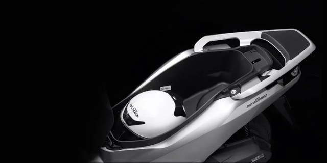 Honda sắp ra mắt xe tay ga thể thao mới: Mạnh mẽ, tiện nghi và đậm chất công nghệ- Ảnh 3.