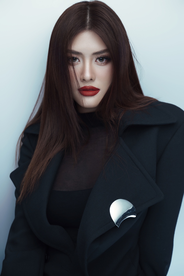 Thí sinh cao 1m80 của Miss Cosmo Việt Nam 2025 khoe body cực "cháy"- Ảnh 4. Thí sinh cao 1m80 của Miss Cosmo Việt Nam 2025 khoe body cực "cháy"- Ảnh 4.