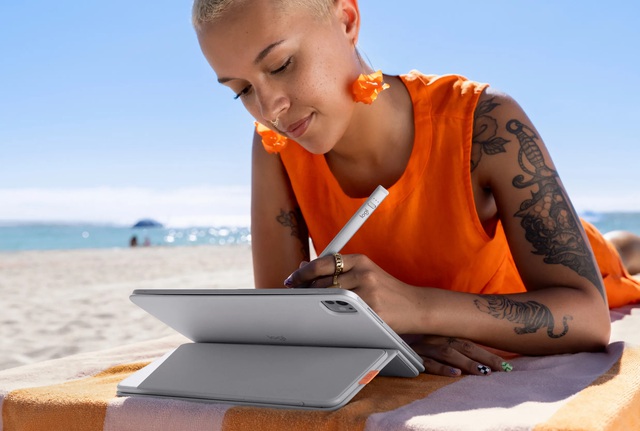 Logitech ra mắt Flip Folio: Case cho iPad với bàn phím có thể tháo rời, pin tới 2 năm- Ảnh 3. Logitech ra mắt Flip Folio: Case hi88 com iPad với bàn phím có thể tháo rời, pin tới 2 năm- Ảnh 3.