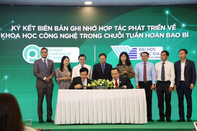 Đại diện PRO Việt Nam, ông Phạm Phú Ngọc Trai bày tỏ sự quyết tâm trong việc hợp tác giữa hai bên, hướng đến mục tiêu thực hiện thành công Nghị quyết số 57-NQ/TW. Đại diện PRO Việt Nam, ông Phạm Phú Ngọc Trai bày tỏ sự quyết tâm trong việc hợp tác giữa hai bên, hướng đến mục tiêu thực hiện thành công Nghị quyết số 57-NQ/TW.