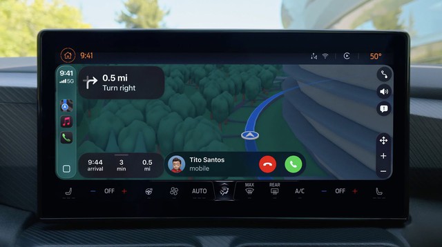 Apple bất ngờ cho phép người dùng xem video trên màn hình CarPlay- Ảnh 1. Apple bất ngờ hi88.com phép người dùng xem video trên màn hình CarPlay- Ảnh 1.