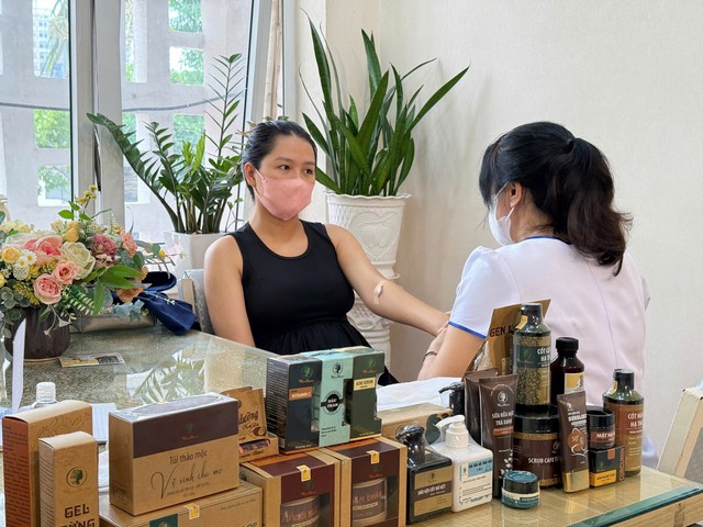 Buổi học tiền sản tại Bệnh viện Phụ sản MêKông: Hiểu đúng – Chọn đúng phương pháp giảm đau khi sinh- Ảnh 3. Buổi học tiền sản tại Bệnh viện Phụ sản MêKông: Hiểu đúng – Chọn đúng phương pháp giảm đau khi sinh- Ảnh 3.