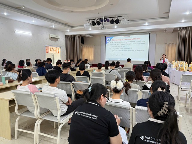 Buổi học tiền sản tại Bệnh viện Phụ sản MêKông: Hiểu đúng – Chọn đúng phương pháp giảm đau khi sinh- Ảnh 1. Buổi học tiền sản tại Bệnh viện Phụ sản MêKông: Hiểu đúng – Chọn đúng phương pháp giảm đau khi sinh- Ảnh 1.