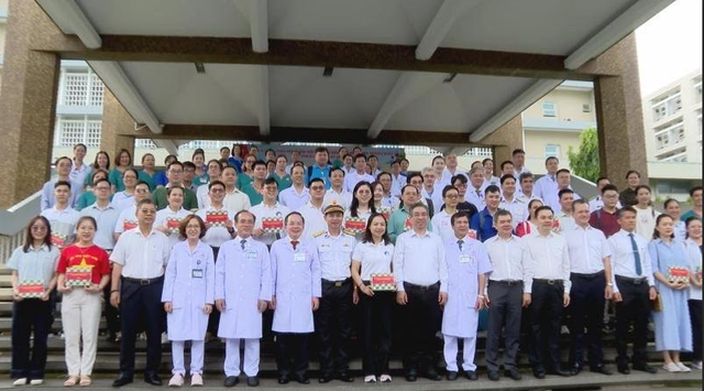 Chuyến công tác Trường Sa – Hành trình thiêng liêng của những chiến sĩ áo trắng- Ảnh 6. Chuyến công tác Trường Sa – Hành trình thiêng liêng của những chiến sĩ áo trắng- Ảnh 6.