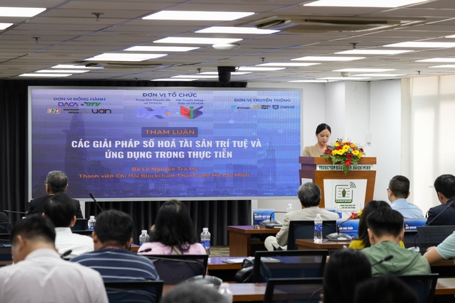 Thành phố Hồ Chí Minh chuyển đổi số trong quá trình hội nhập: Cơ hội và thách thức- Ảnh 3. Thành phố Hồ Chí Minh chuyển đổi số trong quá trình hội nhập: Cơ hội và thách thức- Ảnh 3.